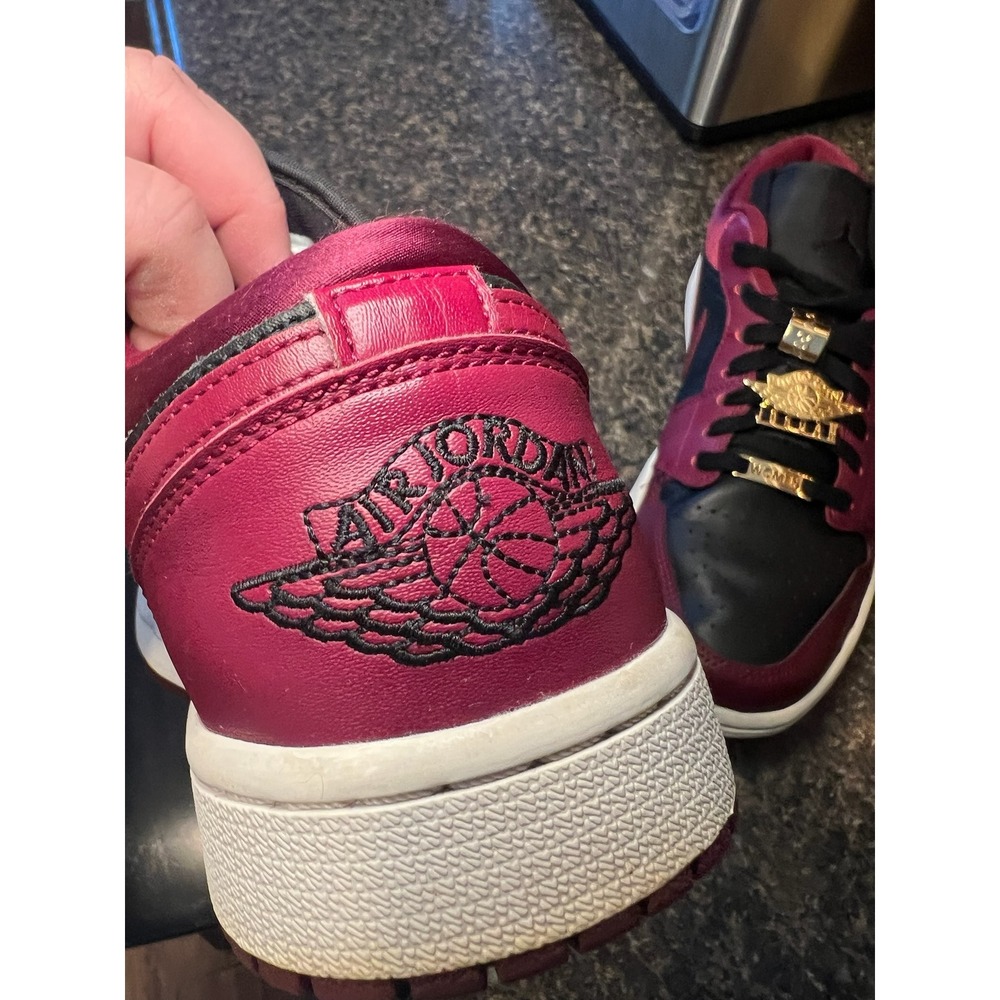 Nike Air Jordan 1 Low SE Dark Beetroot Womans 10.5 - Picture 9 of 11